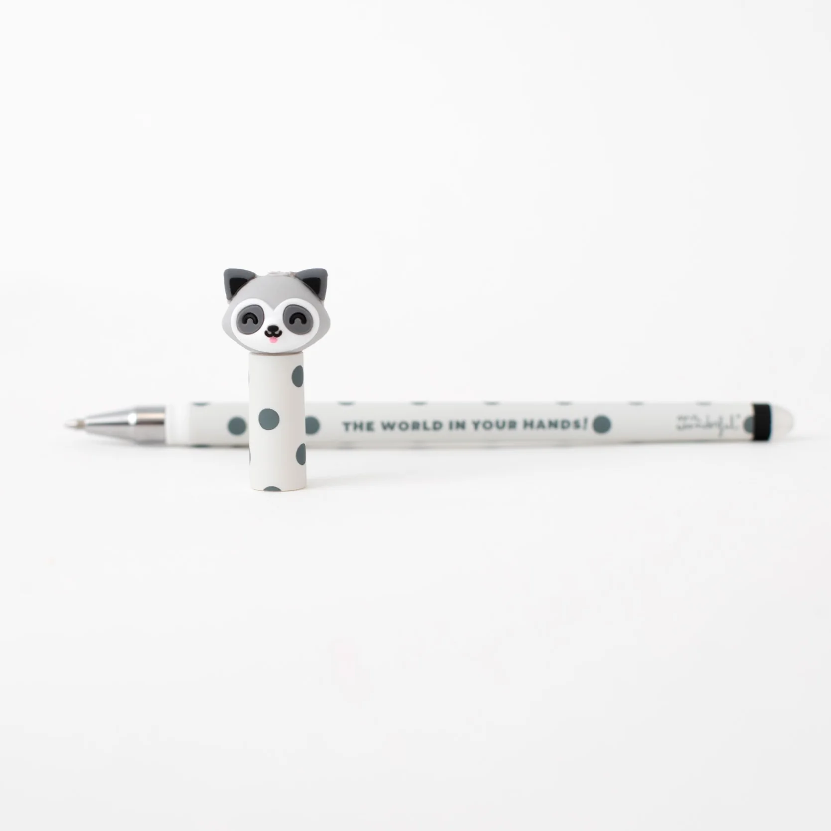Boli Borrable Bo-Bo Mapache - The world in your hands! - Image 3