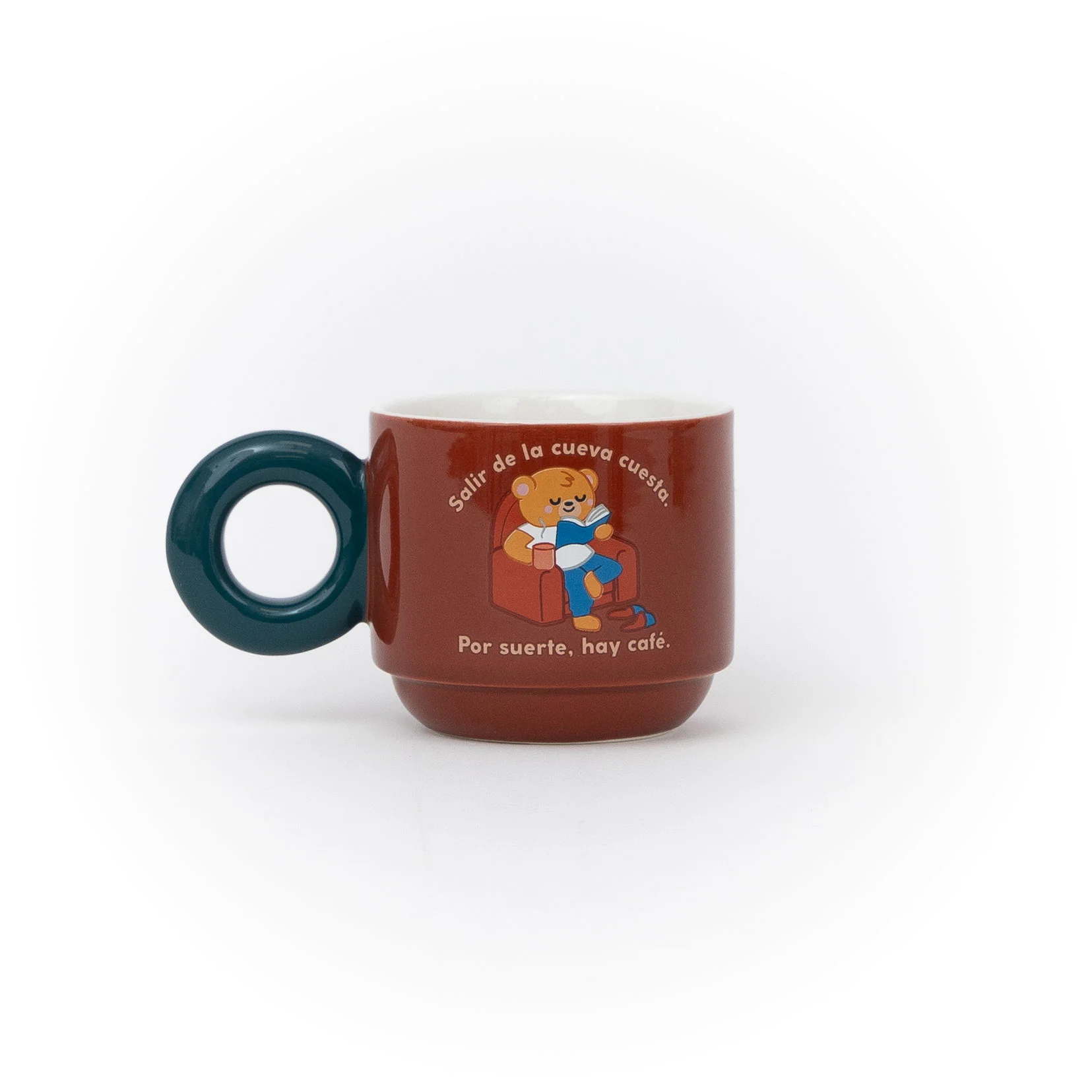 Taza apilable - Salir de la cueva cuesta. Por suerte, hay café.